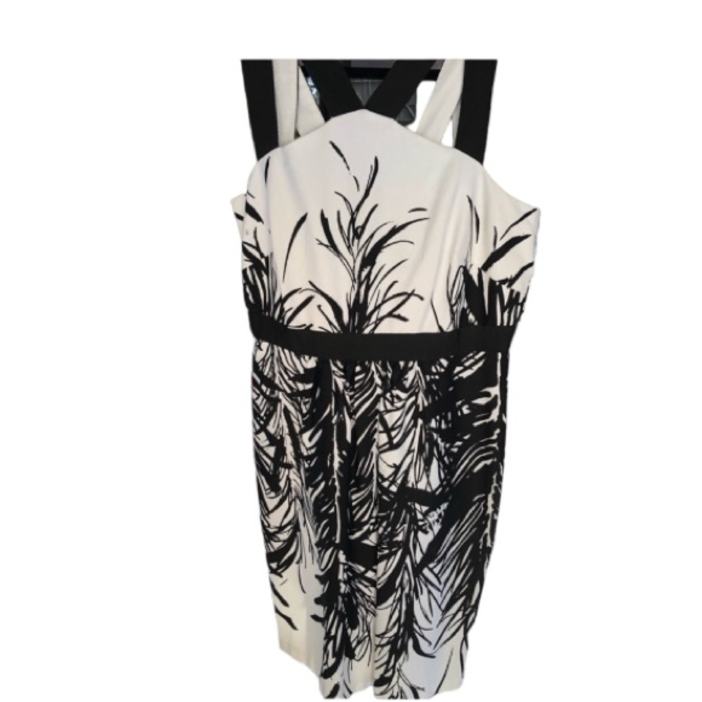 JAX size 12 black & white strappy X back sleeveless print dress